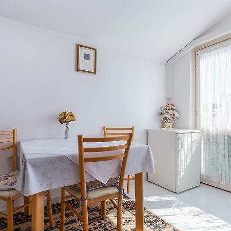 Ruzica Apartment Porec Exterior photo